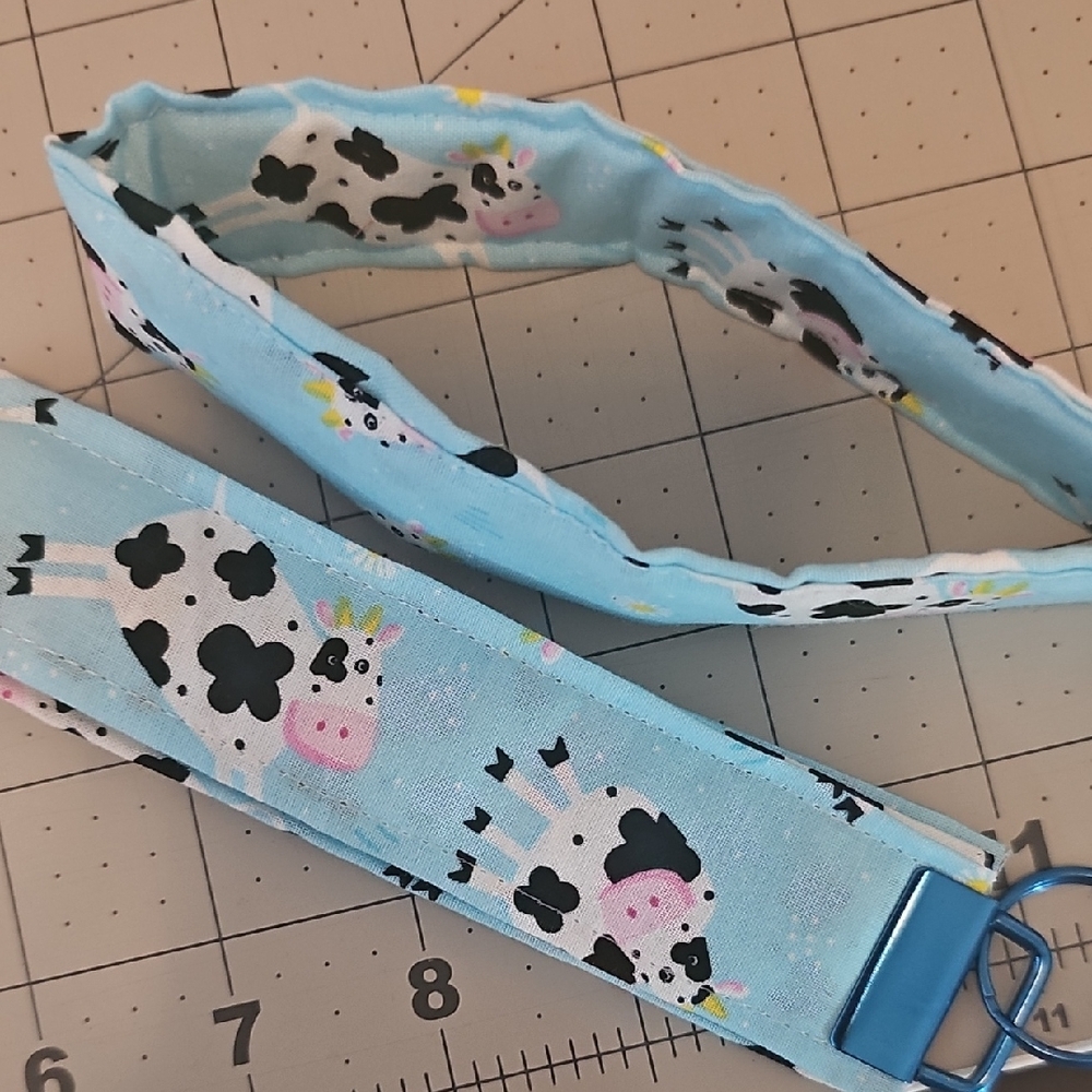 Kids Cow Print Light Blue Lanyard - Cute Farm Animal Accessory
